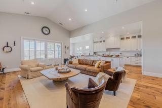 Cooperage by AvantStay Vineyard Views Soccer - Templeton - 6