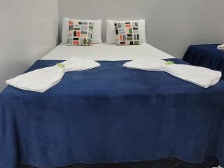 Quarto suíte 8, cama casal1, cama solteiro 1 - Marabá - 0