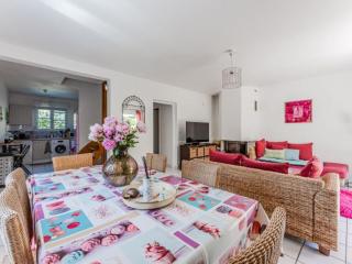 Maison 6 Pers - Jardin Clos - Quartier Résidentiel - FR-1-521-259 - 6