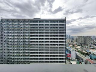 1BR Condotel with Balcony at FAME Residences #FM04-1 - Manila - 8