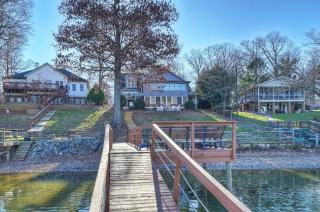 Dock Days by AvantStay Swimming Platform Dock - - 0
