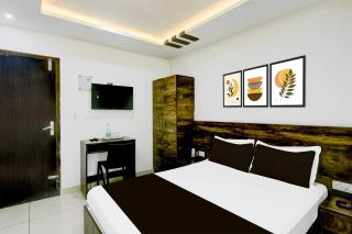 Hotel O R K Residency - Varakal - 9