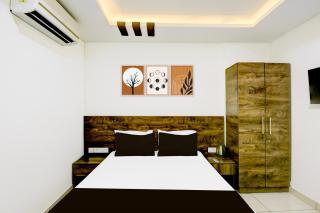 Hotel O R K Residency - Varakal - 1