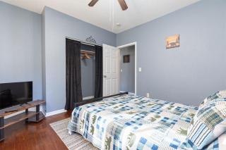 2 Bedrooms plus Office Room, Apartment Near Metra, I-88 & Naperville in Chicago West Suburbs - Aurora - 9