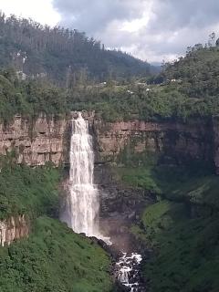Cabaña La Cascada - El Colegio - 9