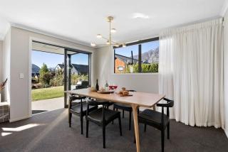 Urban Elegance - Queenstown - 5