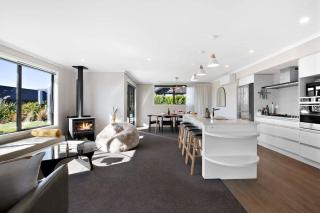 Urban Elegance - Queenstown - 1