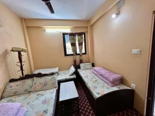 Prashamsa Dhaulagiri Hotel - - 8