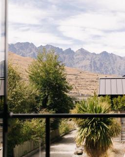 Samantha Lane - Queenstown - 5