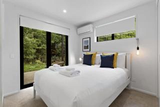 Samantha Lane - Queenstown - 2
