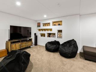 Holly Court Haven - Queenstown - 1