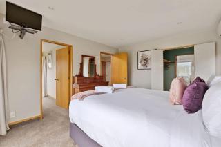 Lakeside Indulgence on Wilmot - Queenstown - 1
