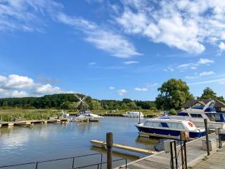 Moorings House - Fritton - 1