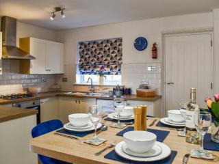 Cayton Cove Cottage - Cayton - 3