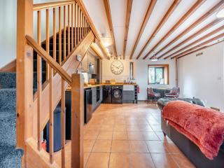 Cwtch Honey - Uk49792 - Cribyn - 2