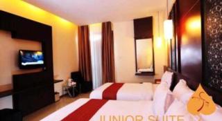 Savali Hotel - Padang - 1