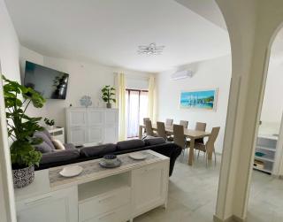 SEA PEARL Boutique Apartment - Bright and spacious, with modern Mediterranean décor, just 100 meters from the Lavinio seafront - Anzio - 0