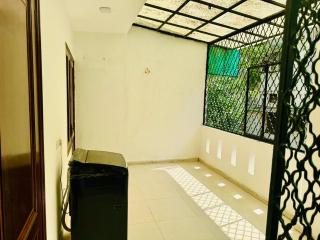 Divine India Service Apartment, 2 BHK, E- 30 - Neu-Delhi - 9