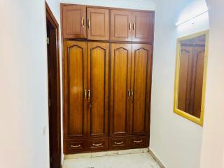 Divine India Service Apartment, 2 BHK, E- 30 - Neu-Delhi - 1