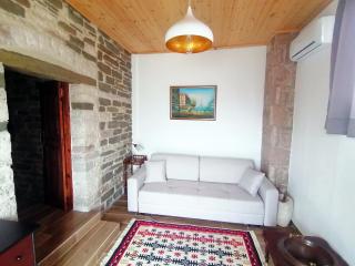 Guest House Muli - Gjirokastër - 8
