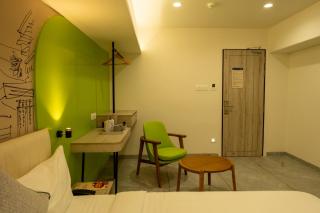 Hotel City Pride - - 8