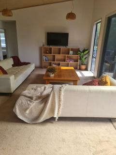 Harrisons Retreat Premium Stay - Cable Bay - 2