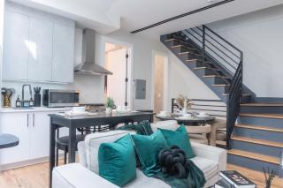 Highend Hideaway with rooftop and NYC views, 2 Kings beds, Sleeps 10, 20 PERCENT OFF - Hoboken - 2