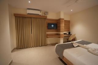 Hotel Naveena Grand - Hyderabad - 5