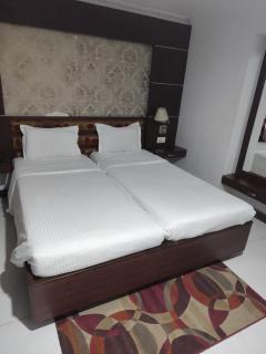 Airport City Hotel - 2