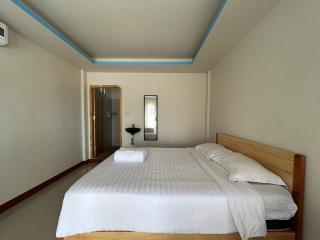 FOUR-G Home Stay & Komodo Tour - Labuan Bajo - 7