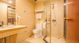 GreenTree Inn Kunshan Shimao Plaza Business Hotel - 2