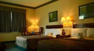 Days Hotel by Wyndham Batangas - Città di Batangas - 2