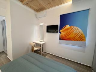 Patras Rooms est 1990 - Fourni - 6