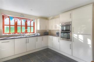28 Barnes Meadow - Uplyme - 2
