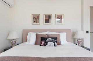 Luxury 3-BD condo with 80sqm balcony in Glifada - Atene - 7