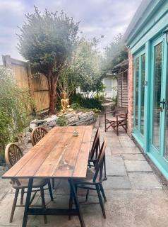 The Dragonfly Guesthouse, Glastonbury - Glastonbury - 6