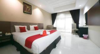 New Grand Park Hotel - Surabaya - 4