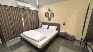 360 Club n Villa - - 2