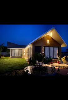 360 Club n Villa - - 0