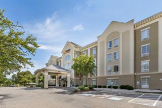 Comfort Suites Myrtle Beach Central - Myrtle Beach - 8