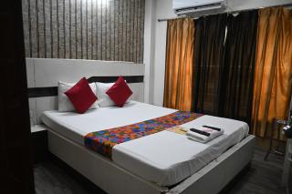 Om Shanti Guest House-Near Ruby General Hospital & Science City - 6