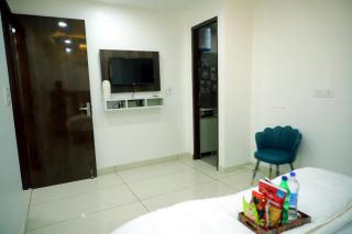Hotel Ginger Plaza - Noida - 9