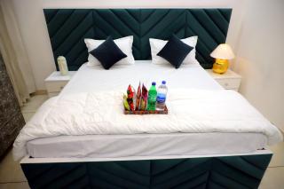 Hotel Ginger Plaza - Noida - 1