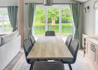 Woodhall Country Park Lodges - Woodhall Spa - 4