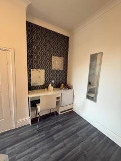 Daville Hotel Blackpool - Blackpool - 6