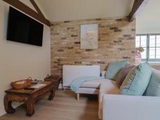 Drake's Hideaway - 6