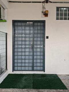 MixxHome Seremban 2, Two Single Beds, Share Bathroom - 5