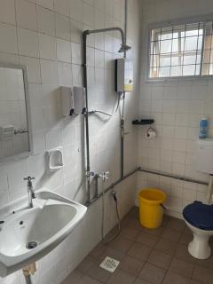 Forest Hilltop Homestay - Miri - 3