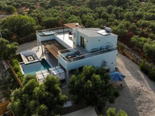 Villa Mourelo luxury villa in chania with private pool jacuzzi - Chania - 7