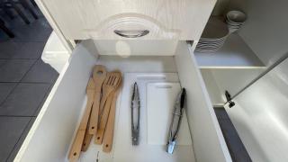 3 Bed House free parking,Master with AC - 9